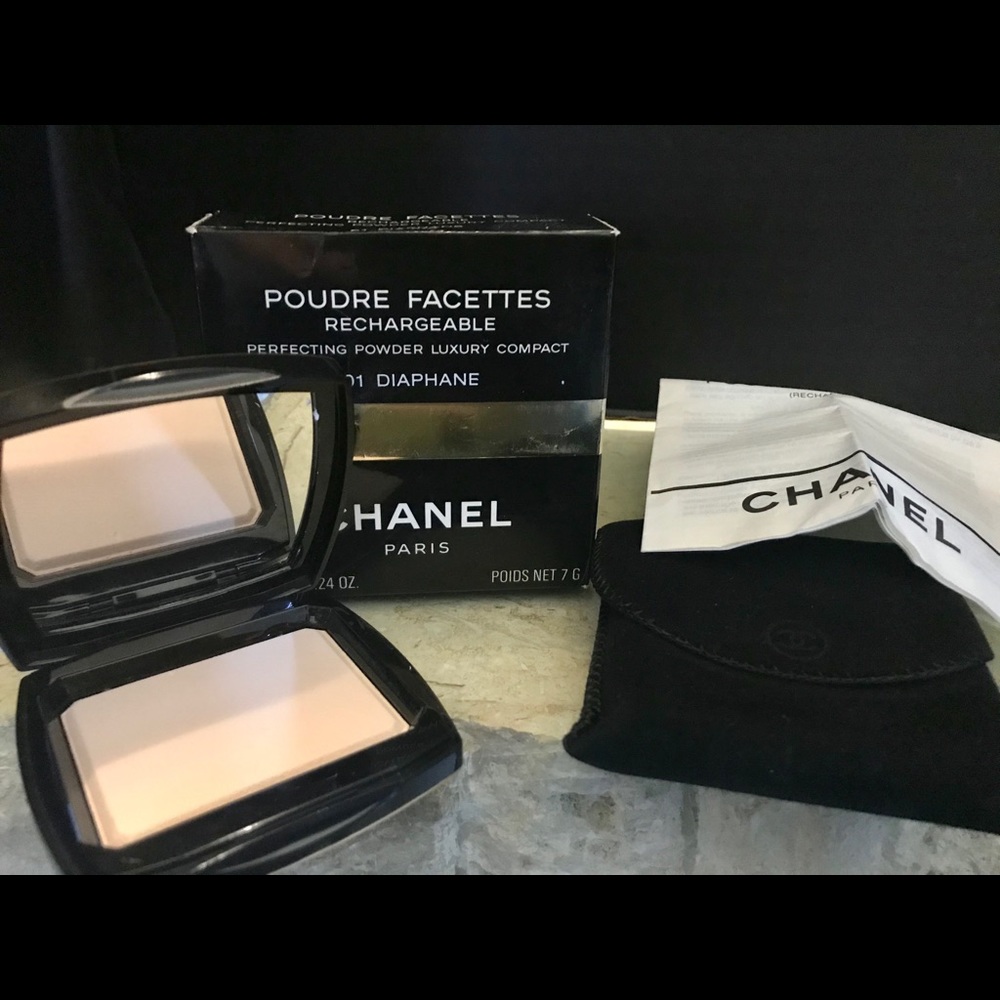 new authentic Chanel Perfecting powder